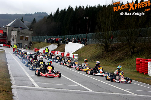Grote startvelden bij de GK4 Kartseries en de BEKC
